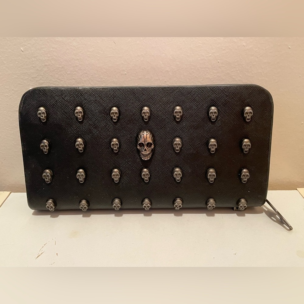 Thomas Wylde Black Skull Studded Zip Around Wallet Used